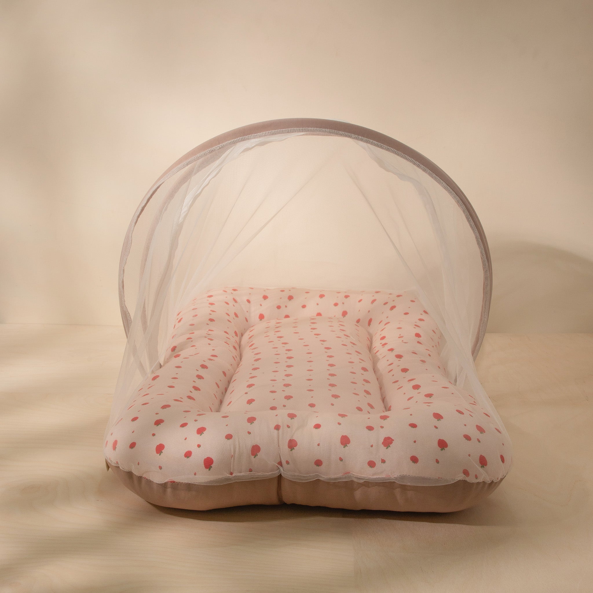 Apple Strawberry Garden  Organic Mosquito Bed Set