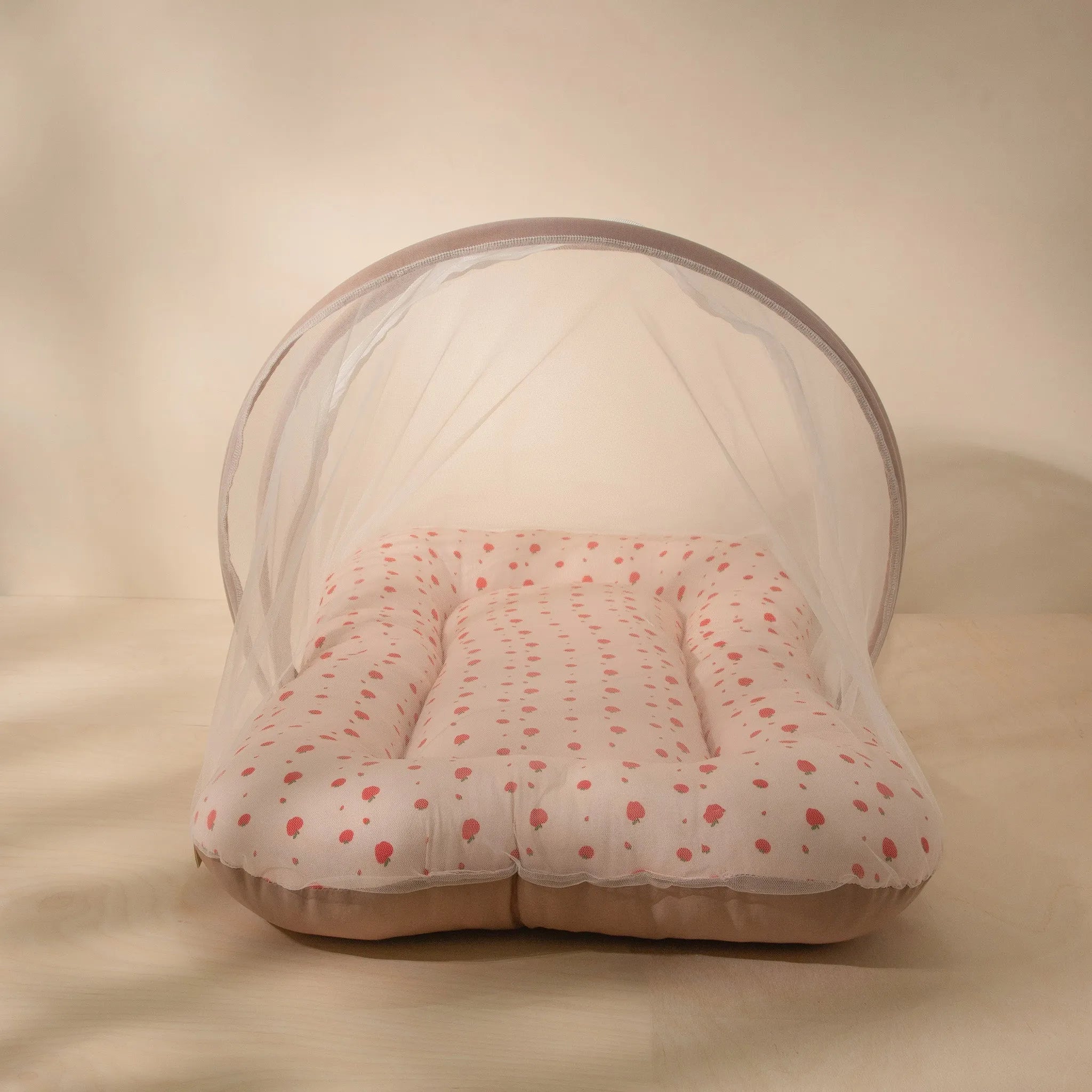 Apple Strawberry Garden  Organic Mosquito Bed Set