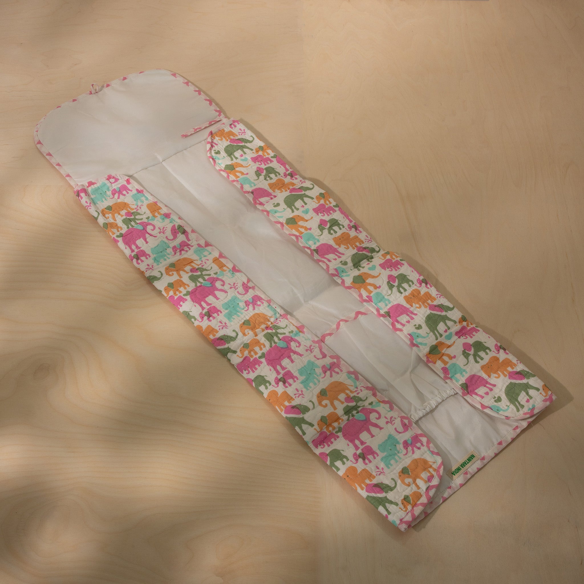 Portable and Travel-friendly Diaper Changing Mat with Animal Print – Soft Cotton, Easy-to-Clean Design for On-the-Go Parents