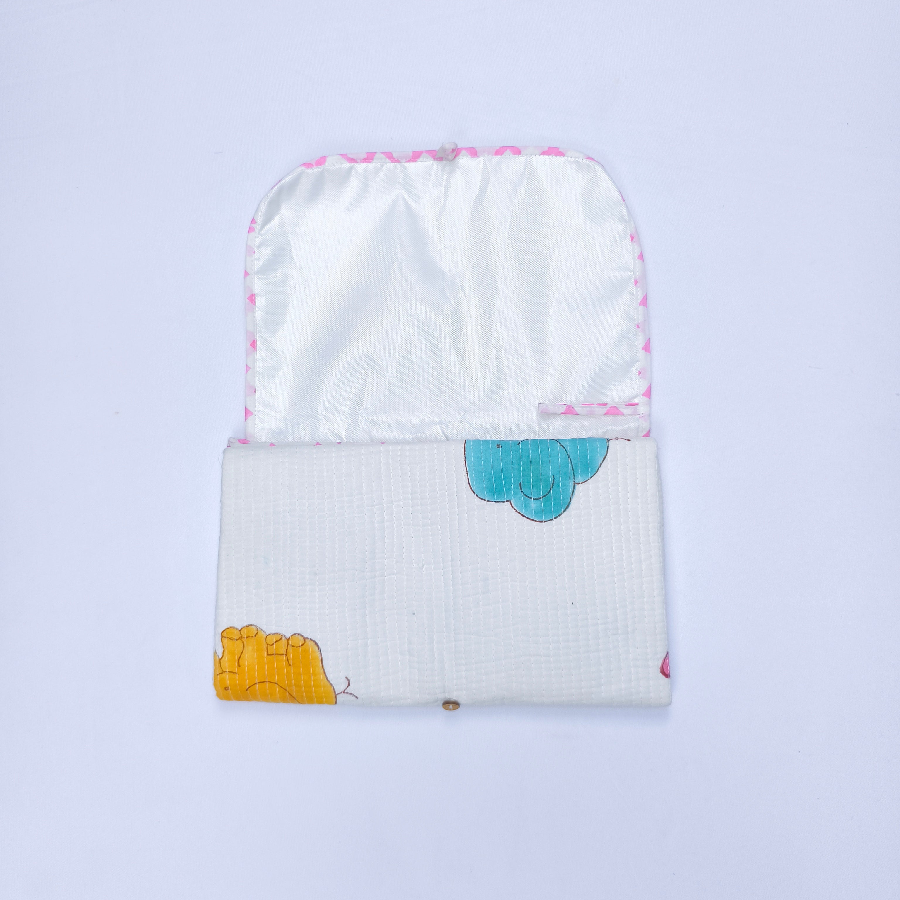 Pastel Safari Quilted Baby Changing Mat – Pink Elephants