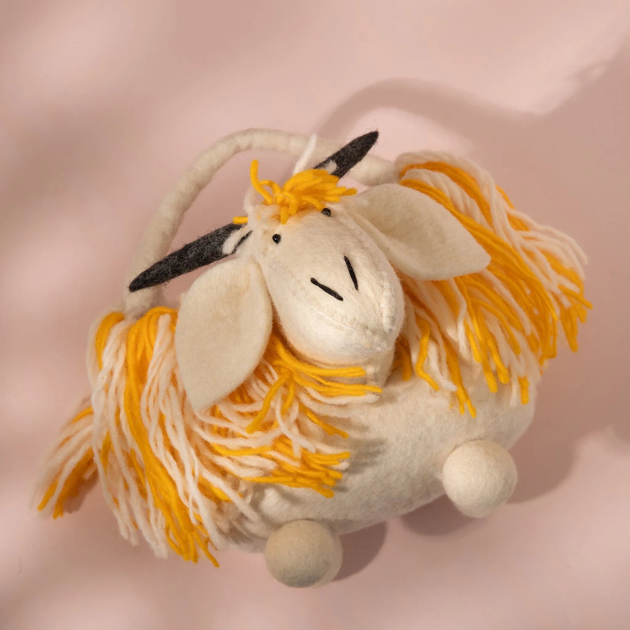 Shaggy Coo Highland Treasure Basket Toy