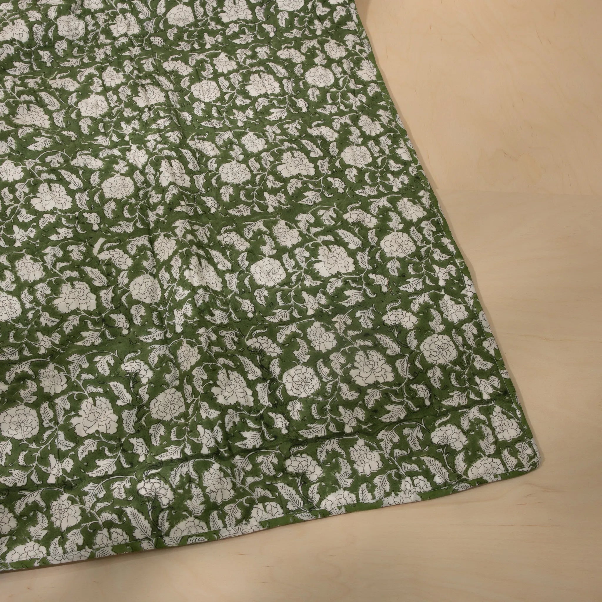 Giraffe Print Reversible Muslin Cotton Quilt for Kids